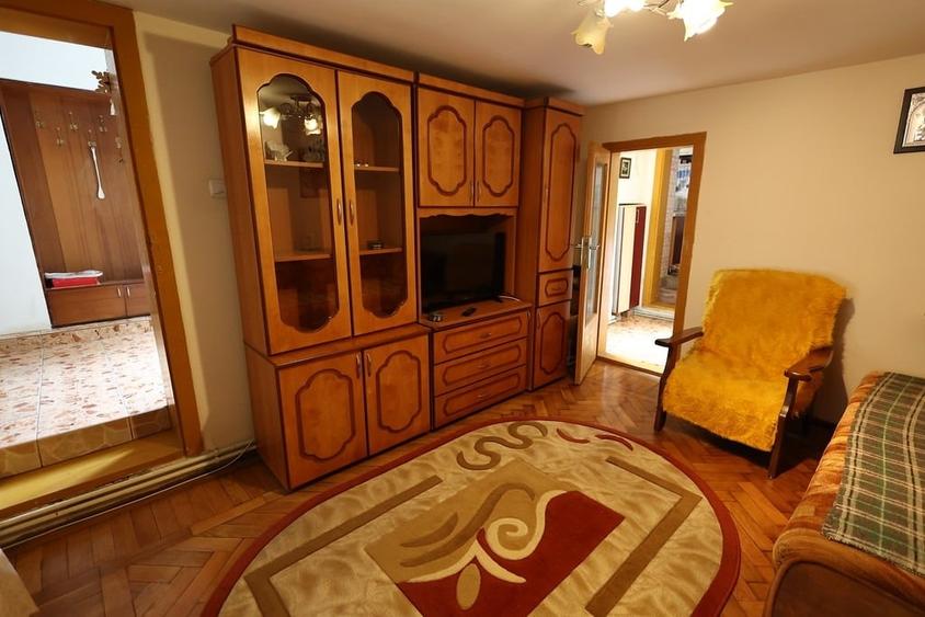 Casa de vanzare in Resita, zona muncitoresc - 3