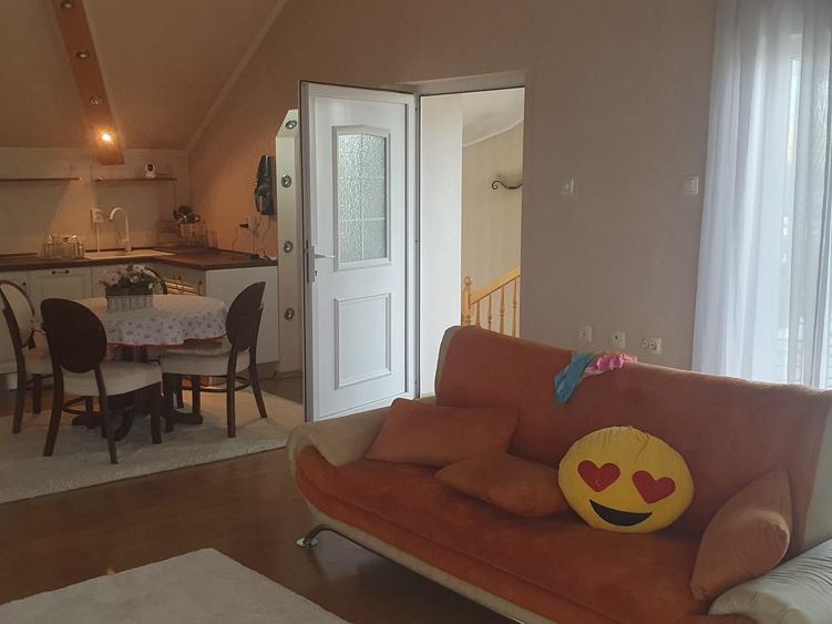 OFERTA EXCEPTIONALA - CASA  DE VANZARE -ZONA EXCLUSIVISTA - 7