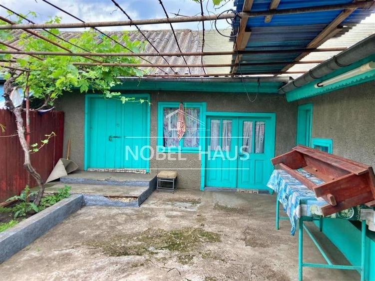 Casa la tara si teren intravilan, in sat Carja, jud Vaslui - 6
