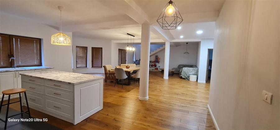 VILA PREMIUM | 240mp utili | 923mp teren | Constructie Impunatoare | Agrisul Mar - 1