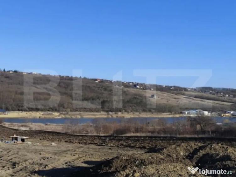 Teren 500 mp, cu vedere spre lac, Sorogari - 3