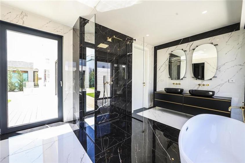 Vila de lux | acces la piscina si facilitati premium | Borhanci - 34