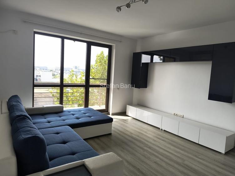 Vând apartament 3 camere 80 mp cu tot cu loc de parcare Vând apartament 3 camere 80 mp cu tot cu loc de parcare