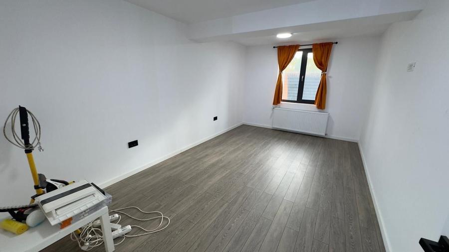 CASA INDIVIDUALA COLENTINA - 7 CAMERE - NOU, TEREN 249 MP, COMISION 0% - 9