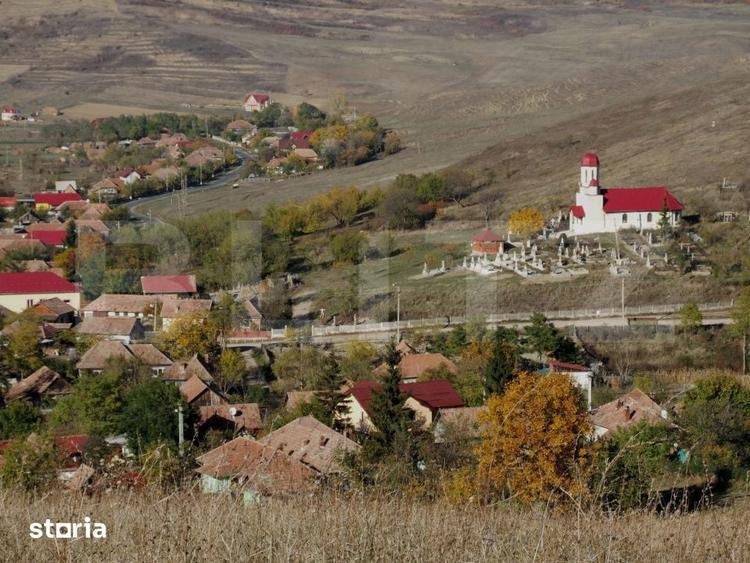 Teren intravilan 20% - extravilan 80% de vanzare 5800 mp, comuna Jucu, - 1