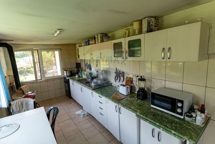 Casă  cu 10 camere in 2 corpuri de cladire (se pot vinde separat) - 3