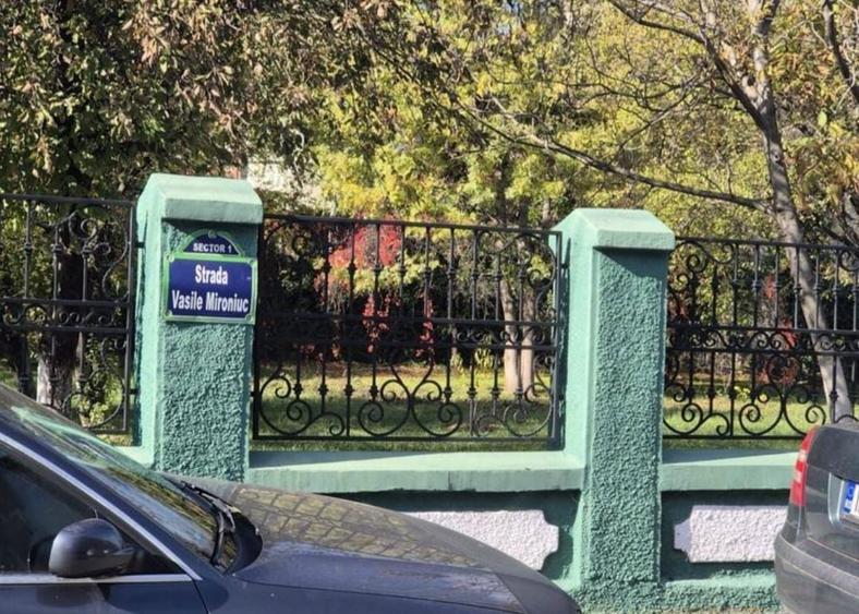 Apartament in vila ultracentral 1 Mai, Pta Victoriei s+p+m, vile tip interbelice - 3