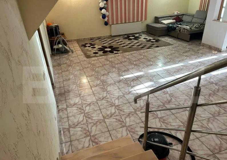 Casa de vanzare , 258.00 utili + 418 teren, zona Closca - 5