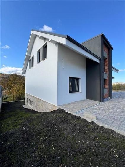 Casa Individuala Subsol+Parter+Etaj  situata in Chinteni! - 8