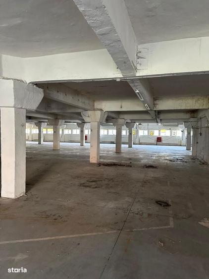 De inchiriat spatiu 2600 mp(parter si etaj) + teren 4700 mp - 9