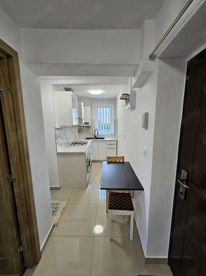 Inchiriez apartament Medias, total renovat si utilat - 9