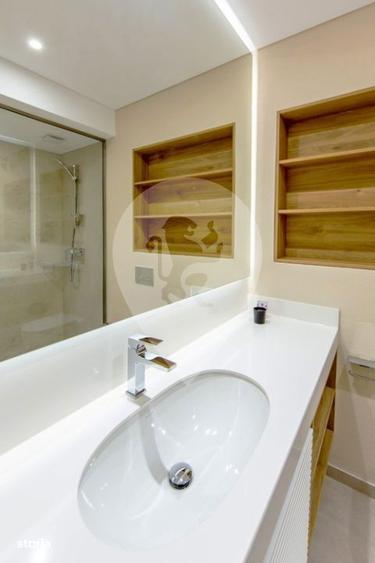 Apartament cu 3 camere, mobilat în Nord