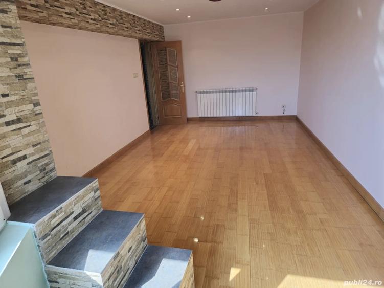 3 Camere la Pia?a + parcare privata! - 4