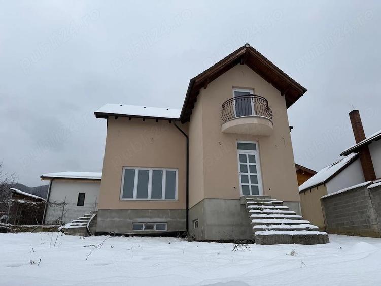 Vand Casa in Tocile Sadu - 1