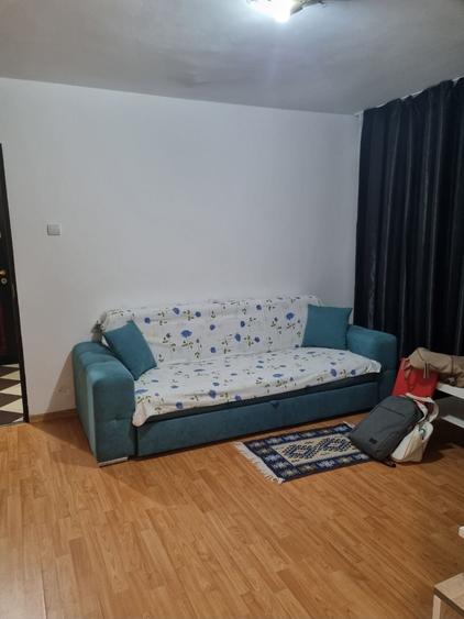 Apartament cu 2 camere semidecomandat în Brâncoveanu