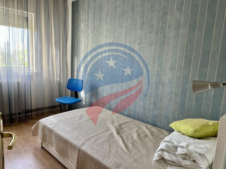 Apartament cu 4 camere decomandat în Brazda lui Novac