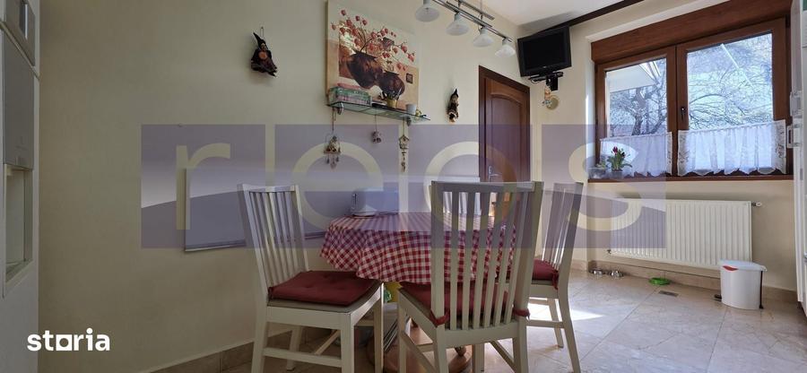 Casă cu 5 camere cu Teren 90 Mp în Eminescu
