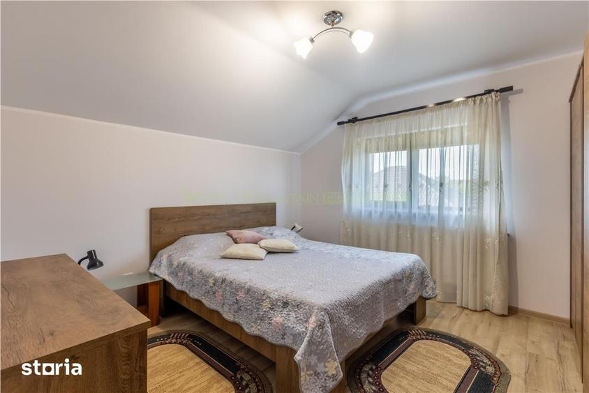Casă cu 5 camere cu Teren 300 Mp în Central
