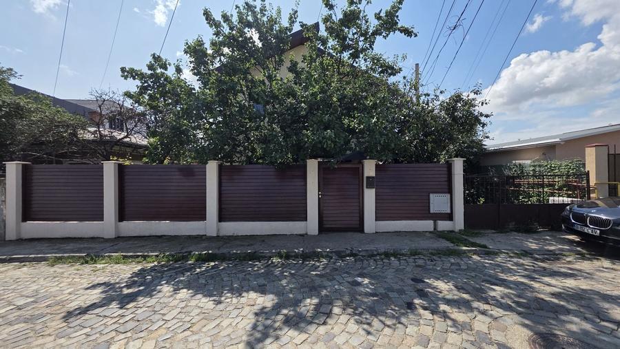 Casă cu 4 camere cu Teren 50 Mp în Ultracentral