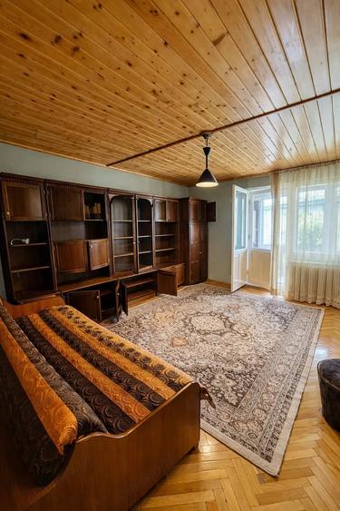 Casă cu 5 camere cu Teren 180 Mp în Gheorgheni
