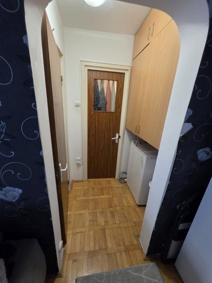 Apartament cu 2 camere semidecomandat în Apusului