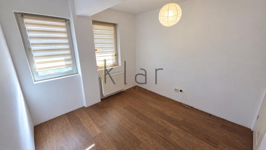 Apartament cu 3 camere semidecomandat, mobilat în Florești