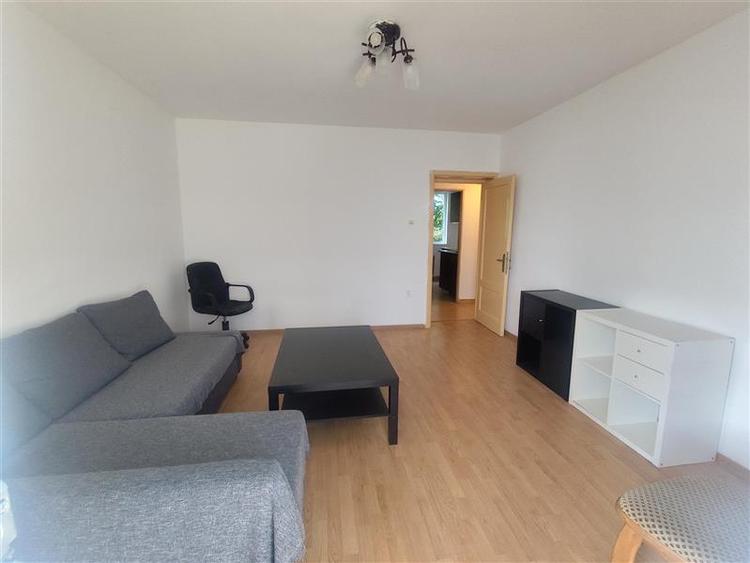 Apartament cu 2 camere decomandat în Sud