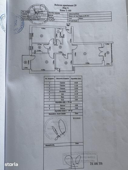 Apartament cu 3 camere decomandat în Tractorul
