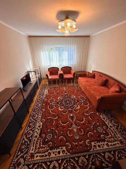 Apartament cu 2 camere decomandat în Soarelui