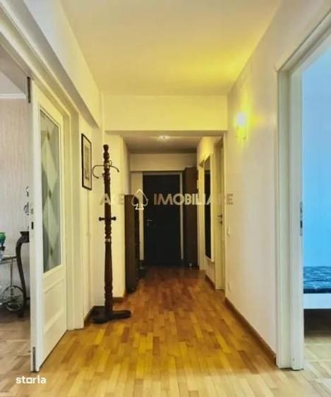 Apartament cu 4 camere în 13 Septembrie