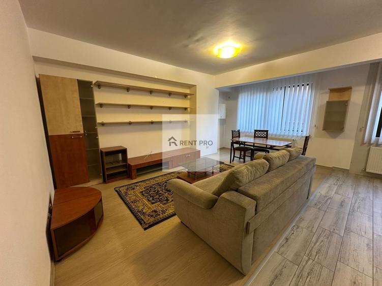 Apartament cu 2 camere semidecomandat, mobilat în Păcii