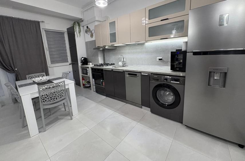 Apartament, 2 camere, open-space, Calea Bucuresti, Zona Electroputere - 5