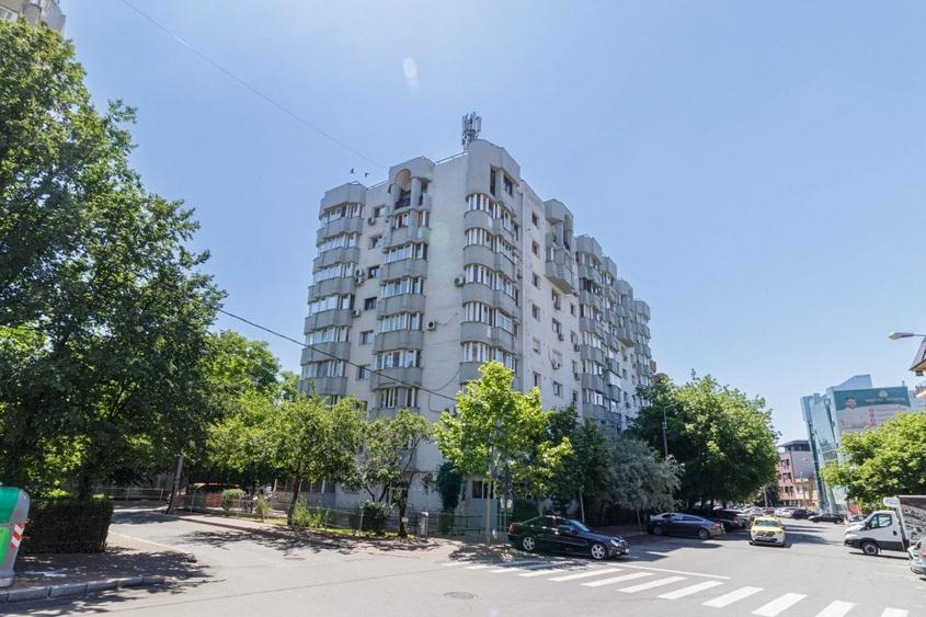 Apartament spatios, cu centrala - langa Mall Vitan - 12