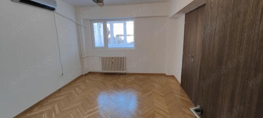 Vanzare apartament 3 camere Doroban?i - 4