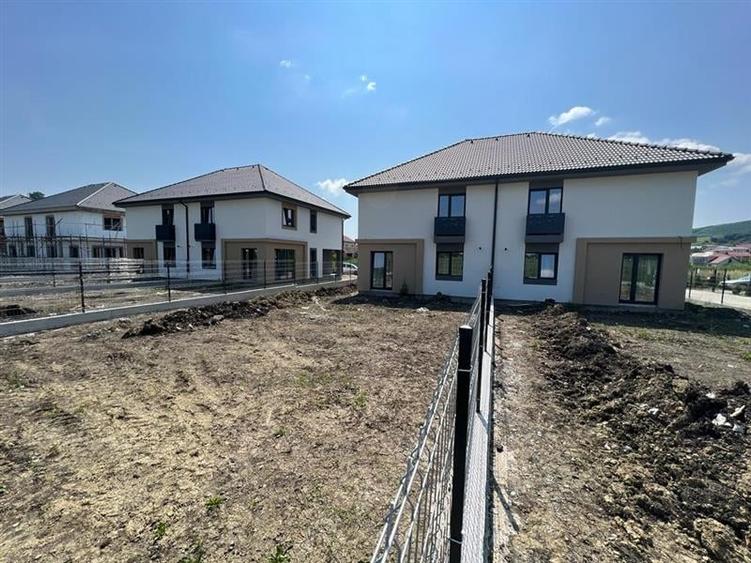 Casa Tip Duplex situata in Chinteni!350 Mp Teren!118 Mp utili! - 10