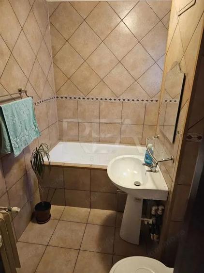 Apartament 3 Camere , Decomandat , Soseaua Giurgiului - 9