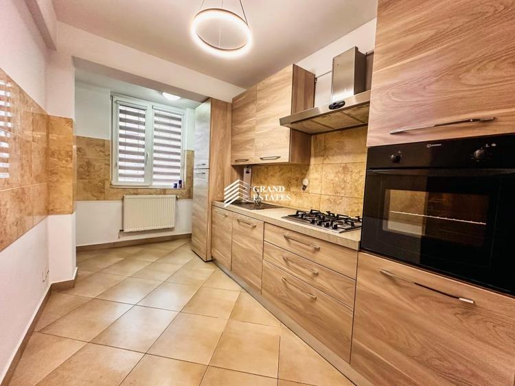 Apartament 3 camere de inchiriat – renovat recent | Parcare | 5 min Ap. Patriei - 3
