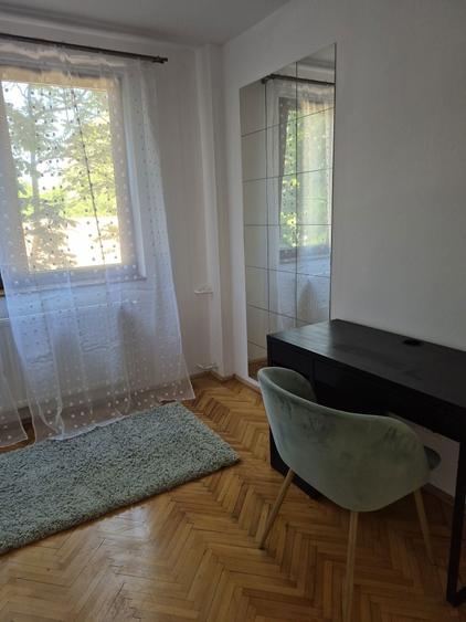 Inchiriez apartament in Rogerius - 2