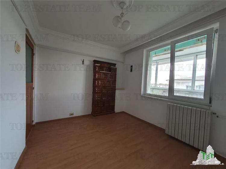 Duplex 5 camere cu 2 intrari separate aproape de mare  Mangalia langa Saturn - 17