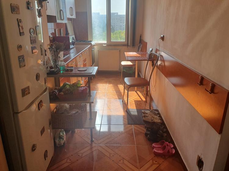 Apartament cu 2 camere semidecomandat în Drumul Taberei