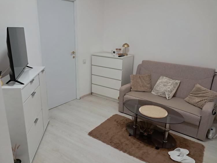 Apartament 2 camere cu parcare inclusa Floresti - 5