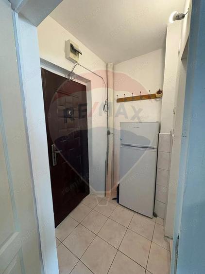 Apartament cu o camera in zona UTA - 2