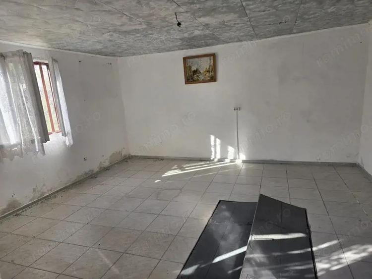 Casa de vanzare in Dumbrava Bacau cu 1100 mp - 9