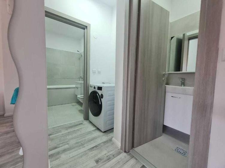 Inchiriez apartament cu 3 camere - 3