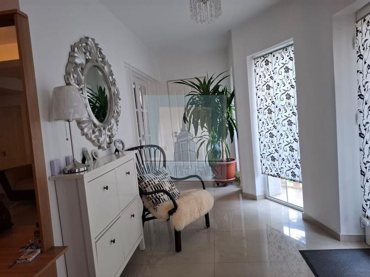 Casa de va?nzare i?n Sa?npetru - 5