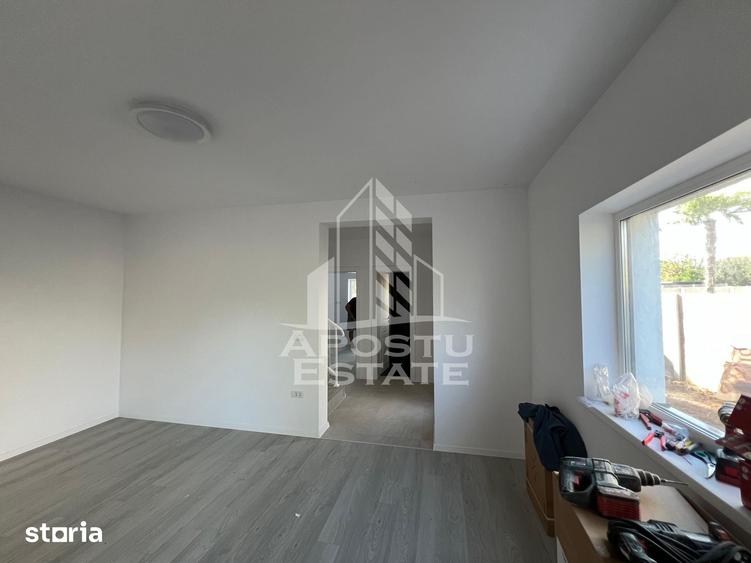Casă cu 3 camere cu Teren 270 Mp în Sânandrei