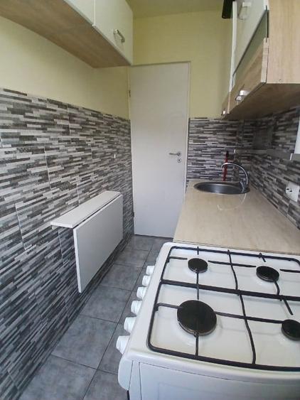 Apartament de 2 camere zona FLORILOR, - 3