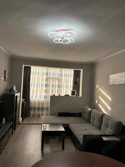 Vanz. Ap. 2 cam. cf.1 semidec. et. 2, supraf. utila 45,50 mp., mob. si util. str.1 decembrie 1918 - 6