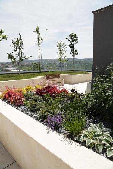 Apartament  3 camere , penthouse SEMIFINISAT! cu CF! ocupabil imediat! - 2