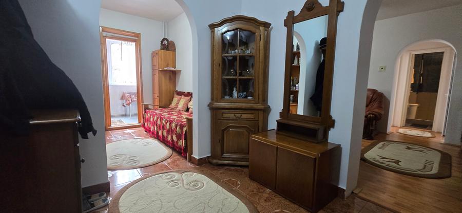 Comision zero la cumparator! Vanzare apartament 2camere, transformat in 3 camere - 2